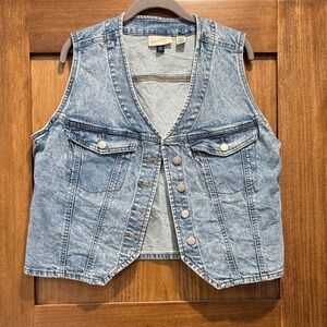 Universal Thread Light Blue Denim Shirt Jacket